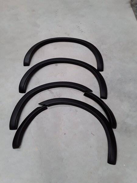 Isuzu D-max 2022+ Slimline Fender Flares