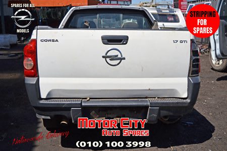 Opel Corsa Utility 1.7 DTi Club Stripping for spares and parts