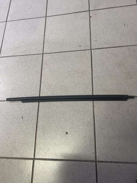 Hyundai i20 W/strip RH for Hyundai Various