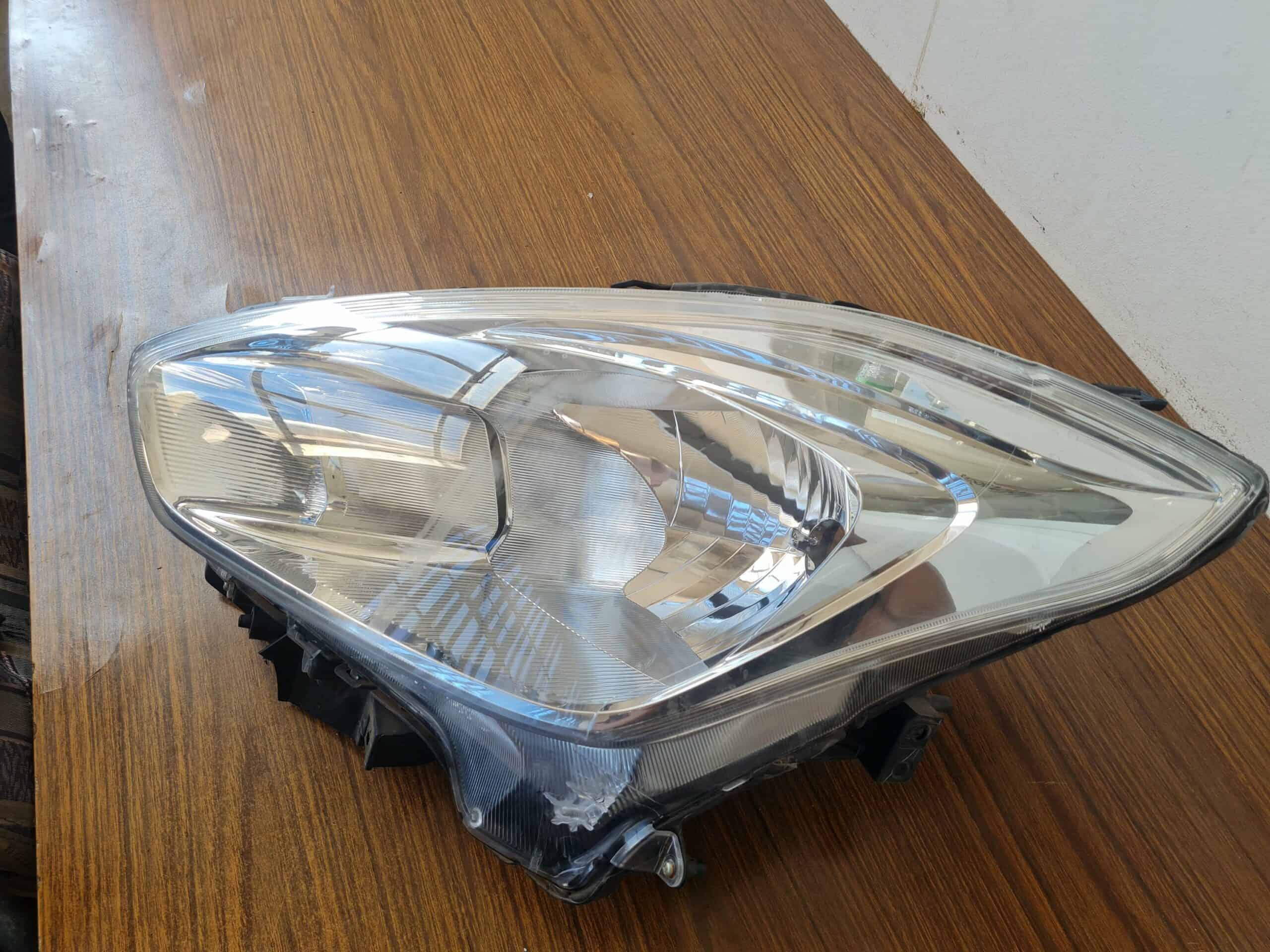 Suzuki swift L/F headlamp