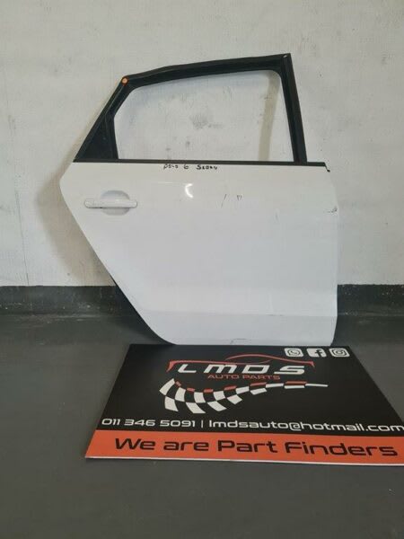 VW Polo 6 sedan right rear doors