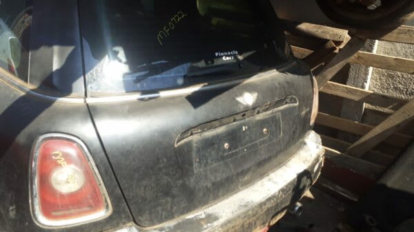 MINI Cooper R56 2008 stripping for spares and parts