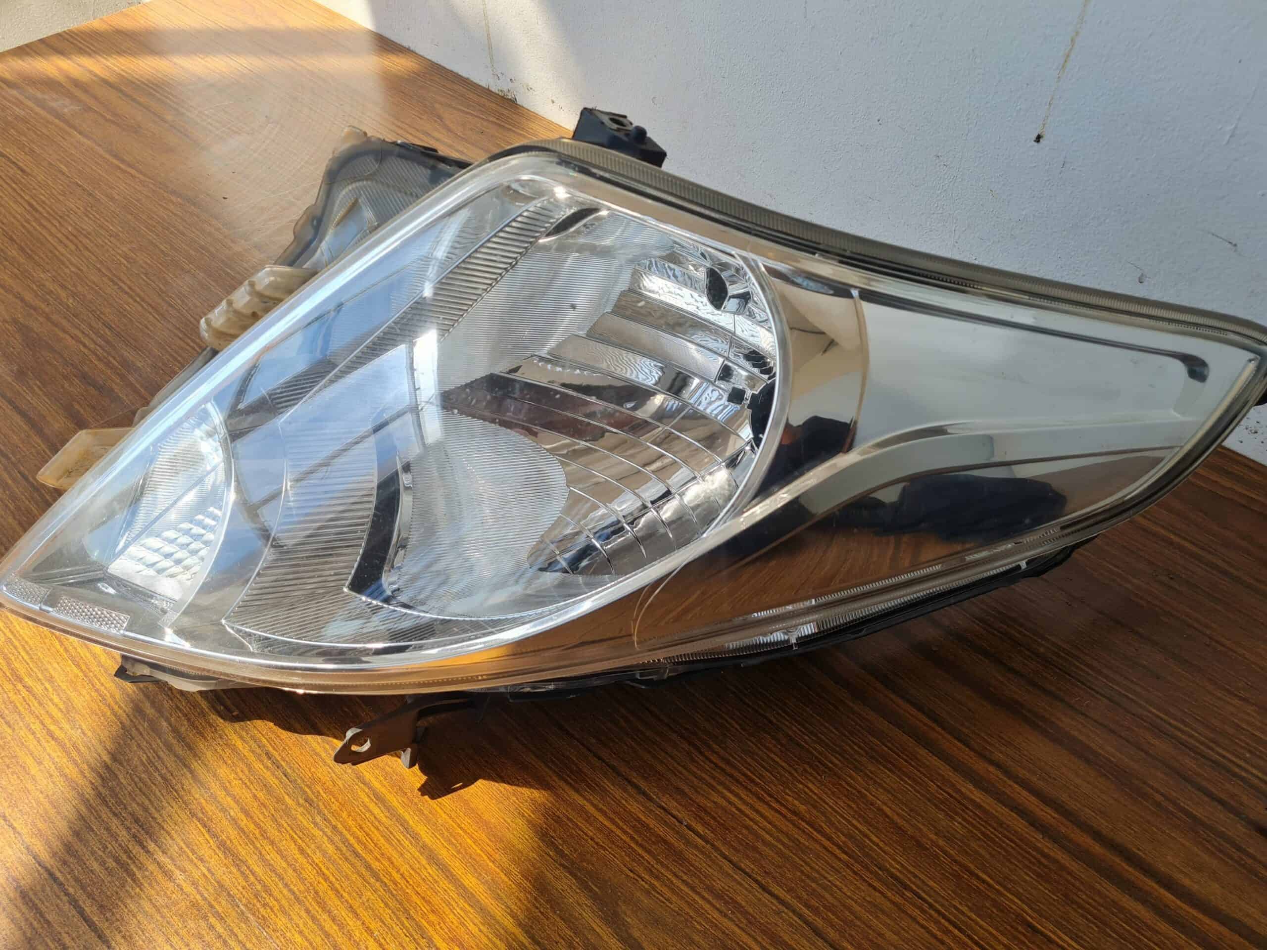 Suzuki Baleno R/H headlamp