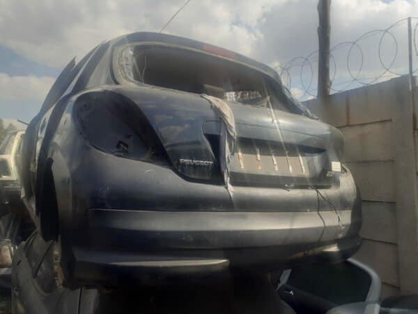 Peugeot 207 - 2007 Stripping for spares and parts