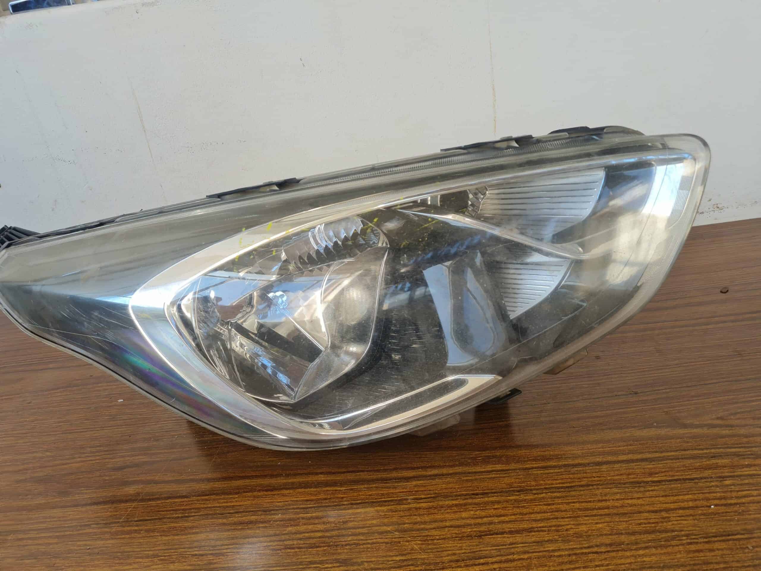 Ford Figo R/H headlamp
