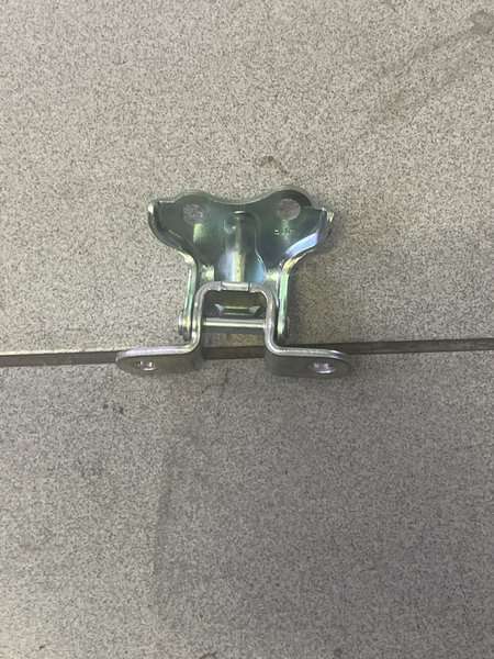 Hyundai i20 hinge dr upr RH for Hyundai Various