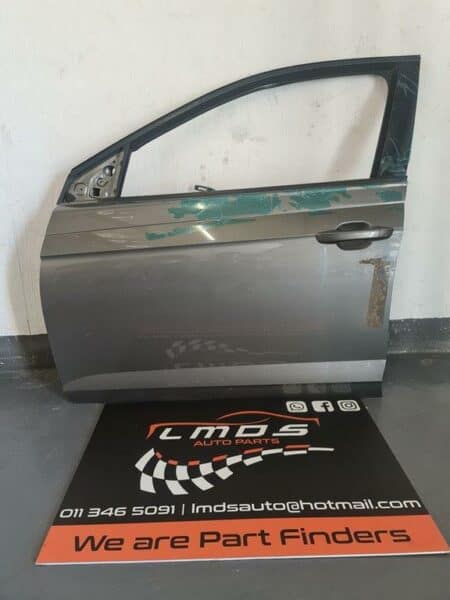 VW Polo 8 left front doors