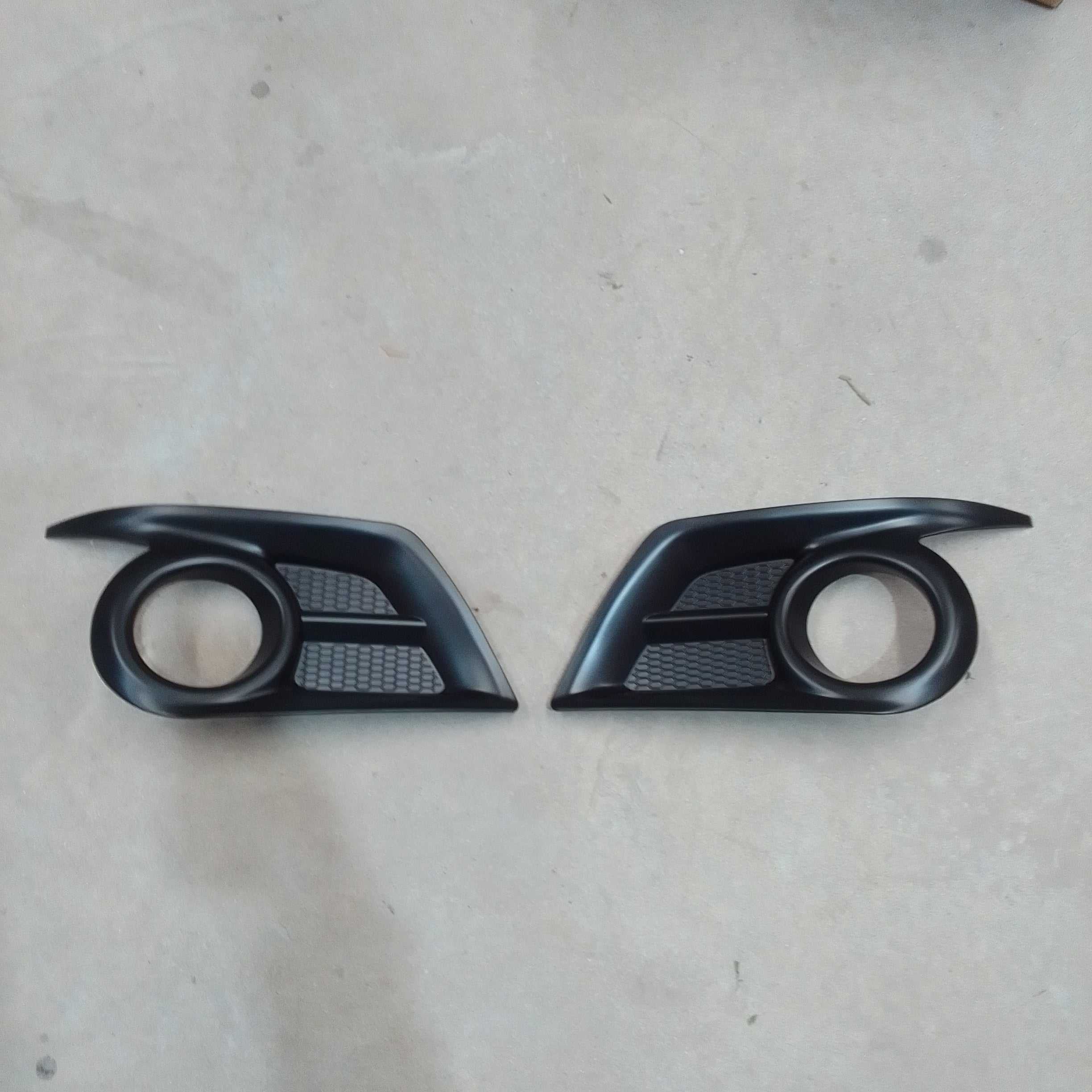Toyota Hilux Vigo Champ 2012 - 2015 front foglight covers Matt black