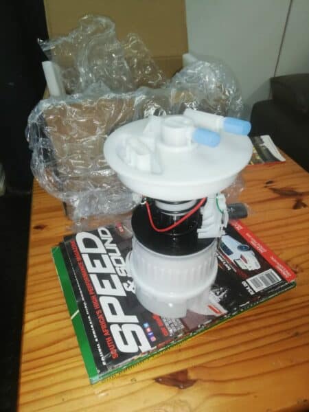 VOLVO S40/C30 BRAND NEW FUEL PUMP FOR SALE