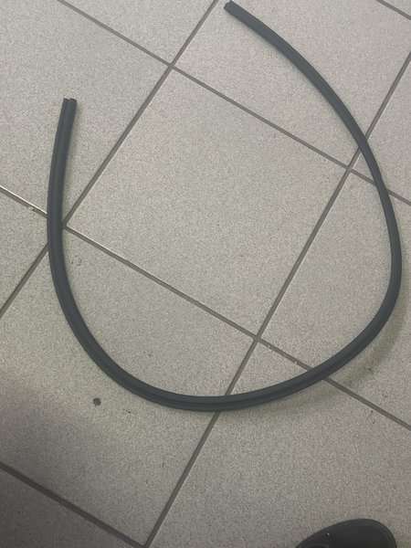 Hyundai starex windshield upr for Hyundai Grand Starex