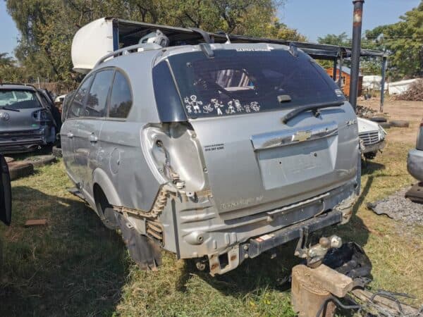Chevrolet Captiva stripping for spares and parts