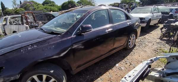 Honda Accord 2009 Stripping for spares and parts