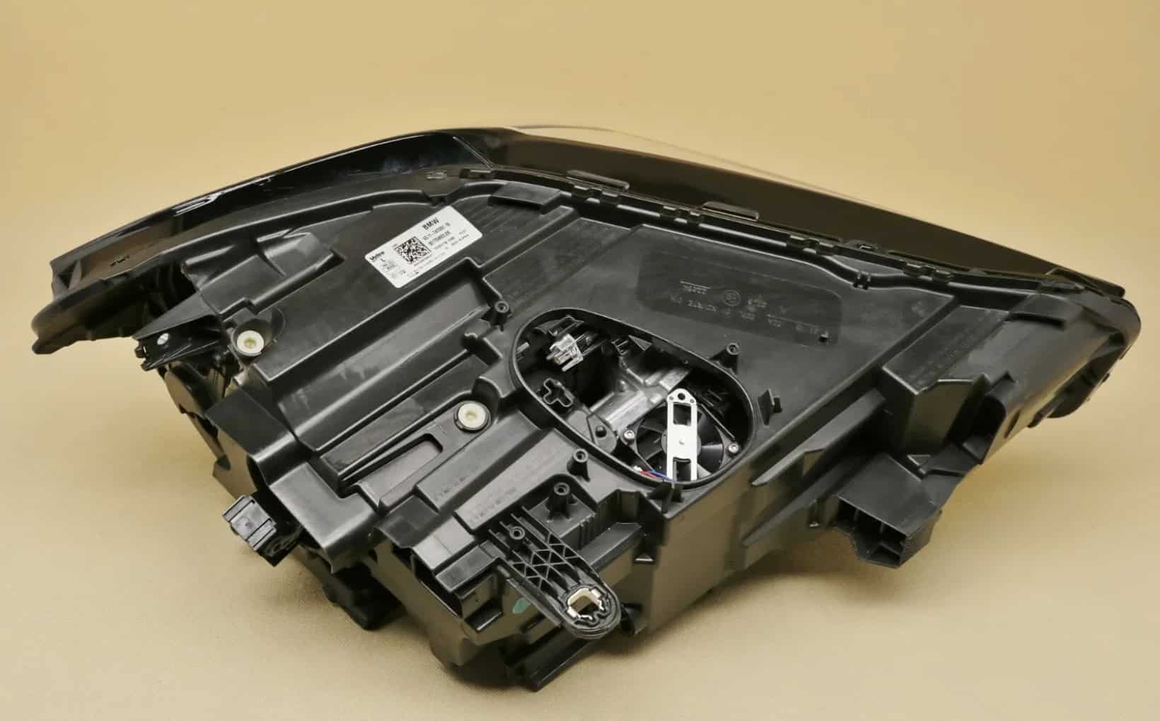 GENUINE BMW X1 F48 FACELIFT 2019-2022 LEFT PASSENGER HEADLIGHT 747224906