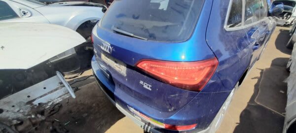AUDI Q5 QUATTRO 2.0 TFSI 2014 stripping for spares and parts