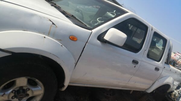 Nissan stripping for spares and parts