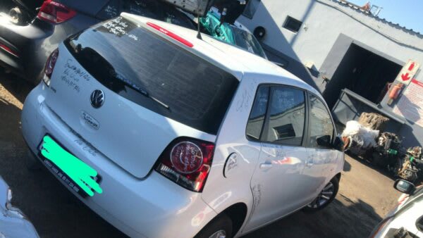 Volkswagen Polo Vivo 1.4 2014 stripping for spares and parts