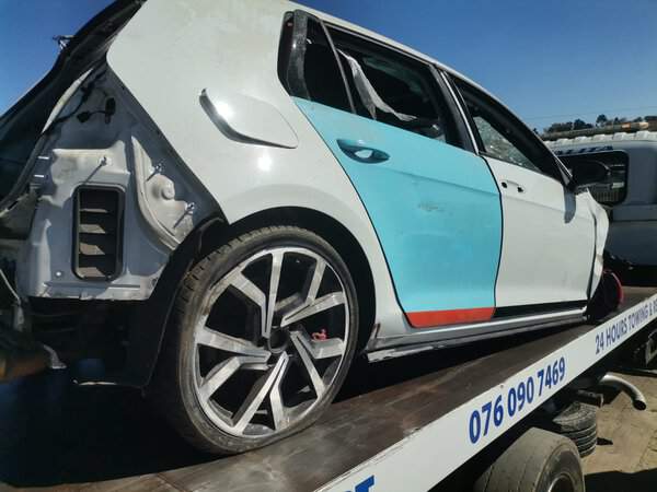 Golf GTI-7-R stripping for-spares