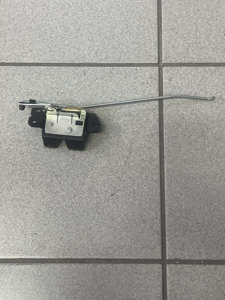 Hyundai starex latch T swing gate lwr for Hyundai Grand Starex