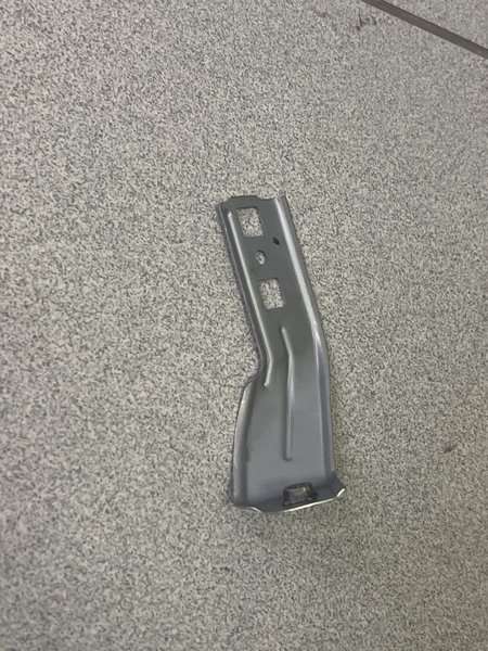 Hyundai i20 bracket fender R for Hyundai Various
