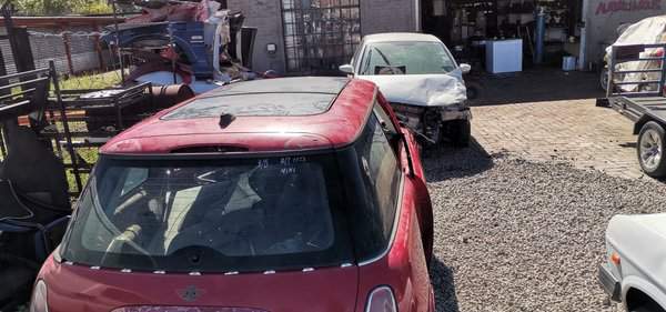 Mini Cooper S R56 N14 2012 - Stripping for spares