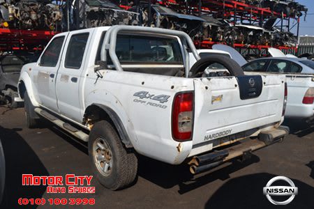 Nissan NP300 Hardbody 2.0
