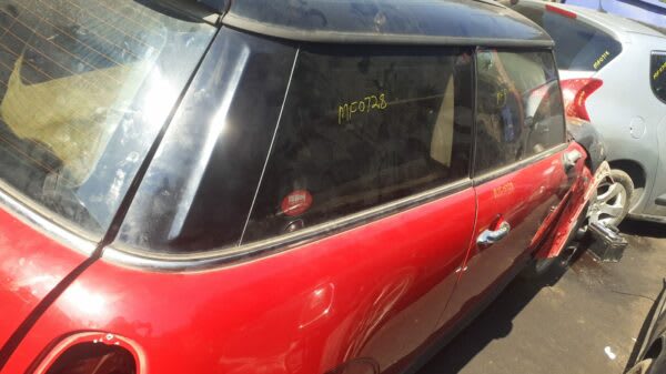 MINI Cooper R56 2010 stripping for spares and parts