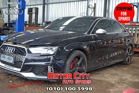 Audi RS3 Sedan (8V) 2.5 TFSI Quattro S Tronic