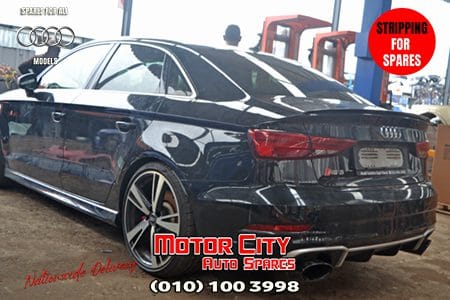 Audi RS3 Sedan (8V) 2.5 TFSI Quattro S Tronic