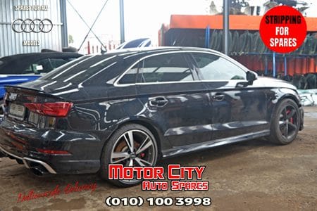 Audi RS3 Sedan (8V) 2.5 TFSI Quattro S Tronic