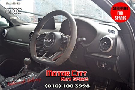 Audi RS3 Sedan (8V) 2.5 TFSI Quattro S Tronic