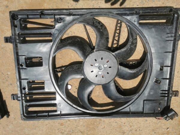 VW POLO 6 FAN AND SHROUD