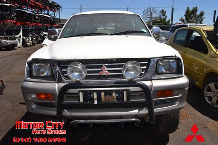 Mitsubishi Colt Rodeo 3.0i V6