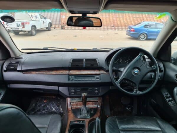 BMW X5 E53 2003 stripping for spares and parts