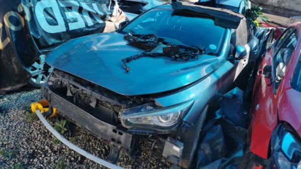 Infiniti Q50s - Stripping for Spares