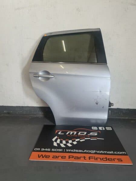 Mitsubishi ASX right rear door