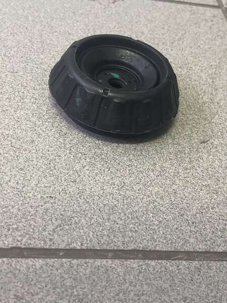 Hyundai accent insulator strut for Hyundai Accent