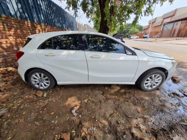 MERCEDES BENZ A200 W176 stripping for spares and parts