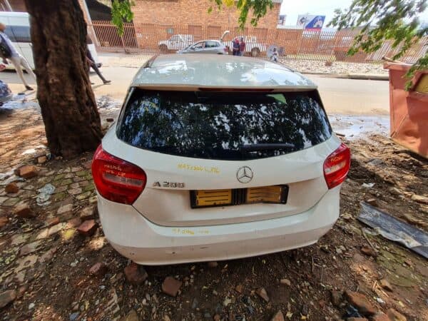 MERCEDES BENZ A200 W176 stripping for spares and parts