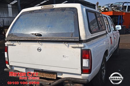 Nissan NP300 Hardbody 2.5
