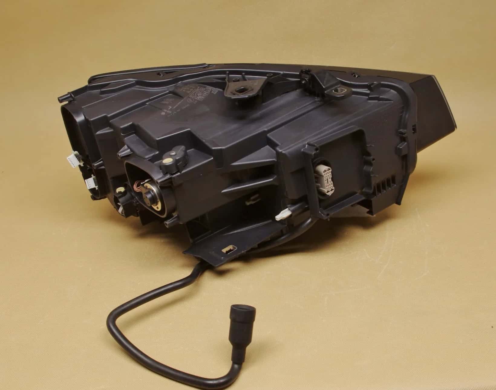 Audi Q2 2018-2020 left Passenger headlight OEM