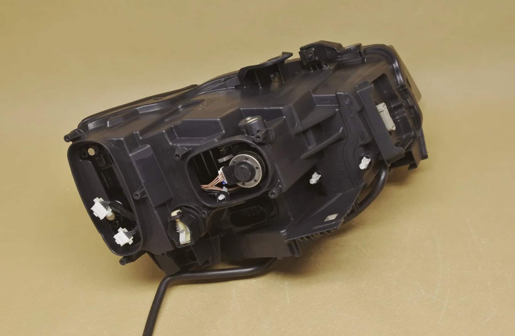 Audi Q2 2018-2020 left Passenger headlight OEM