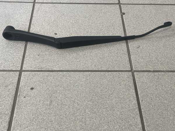 Hyundai i10 arm assy w/shld wpr driver