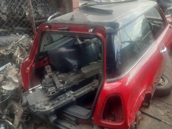 MINI Cooper R56 LCI 2011 stripping for spares and parts