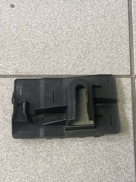 Hyundai H100 bracket fr bumper side LH