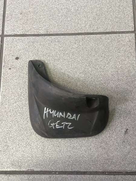 Hyundai Getz guard mud