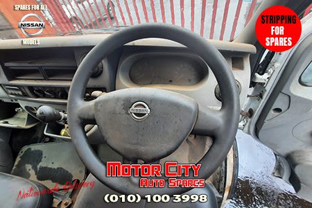 Nissan Interstar MK2 2.5