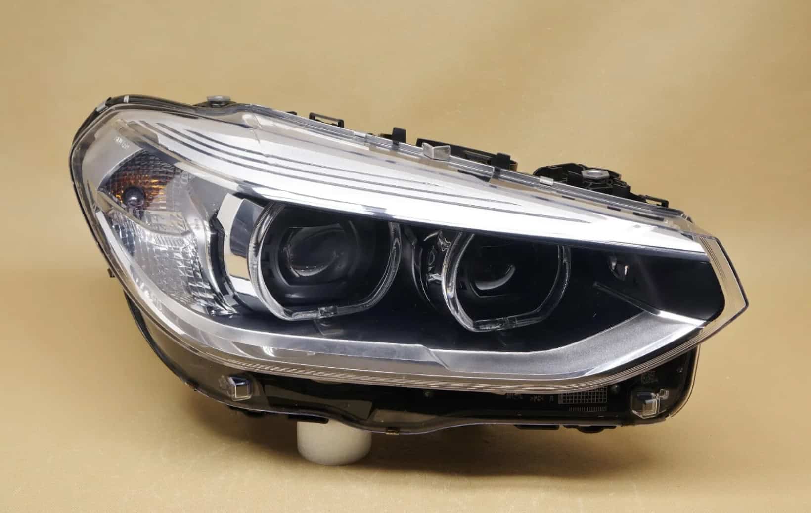 BMW X3 G01 G02 18-21 RH FRONT HEADLIGHT 7494050