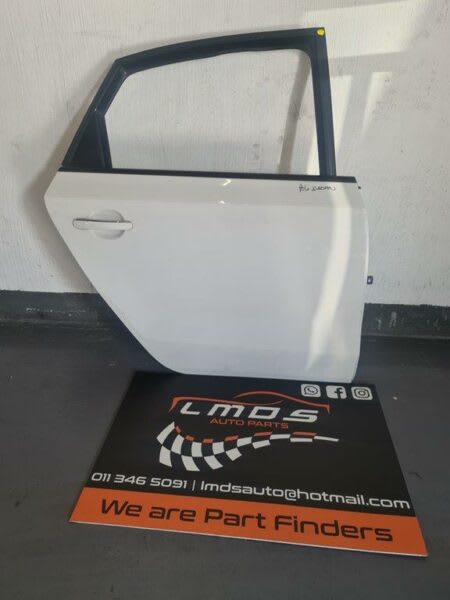 VW Polo 6 Sedan right rear door