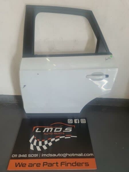 Audi Q3 left rear door