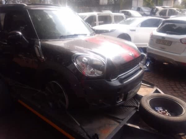 MINI Cooper S Countryman R60 2011 stripping for spares and parts